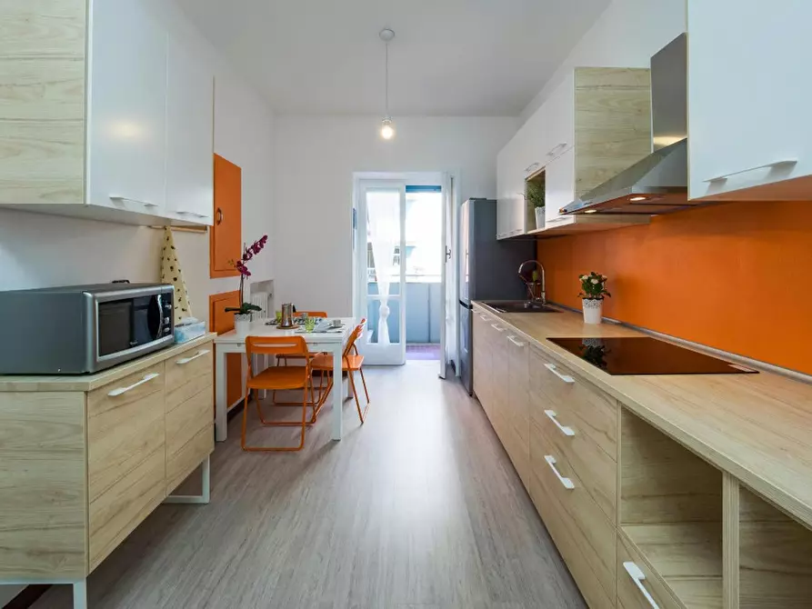 Immagine 6 di Camera in affitto  in Via George Washington a Milano