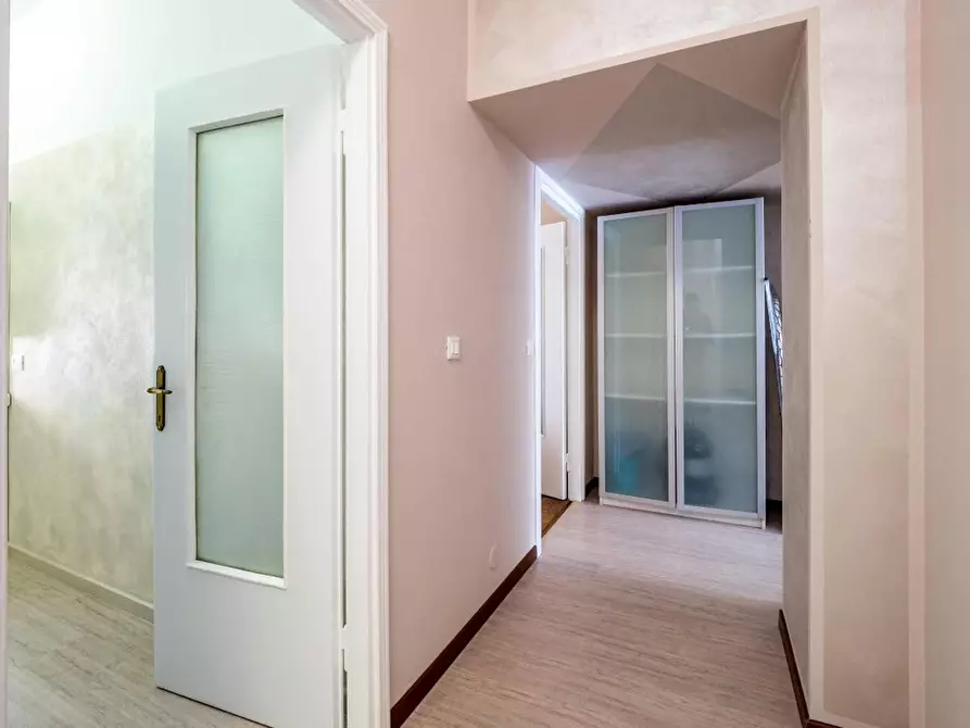 Immagine 8 di Camera in affitto  in Via George Washington a Milano