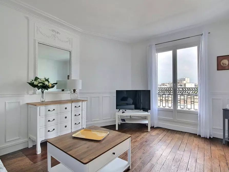 Immagine 4 di Appartamento in affitto  in Rue de La Jonquière a Paris 17