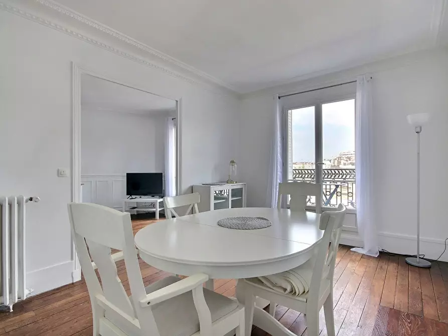 Immagine 8 di Appartamento in affitto  in Rue de La Jonquière a Paris 17