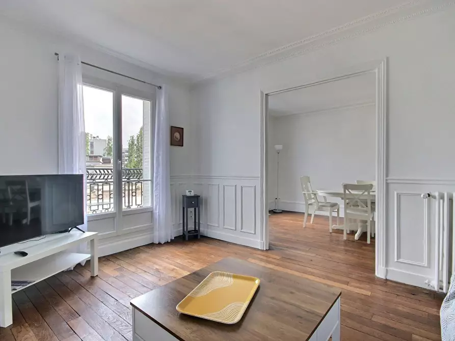 Immagine 6 di Appartamento in affitto  in Rue de La Jonquière a Paris 17