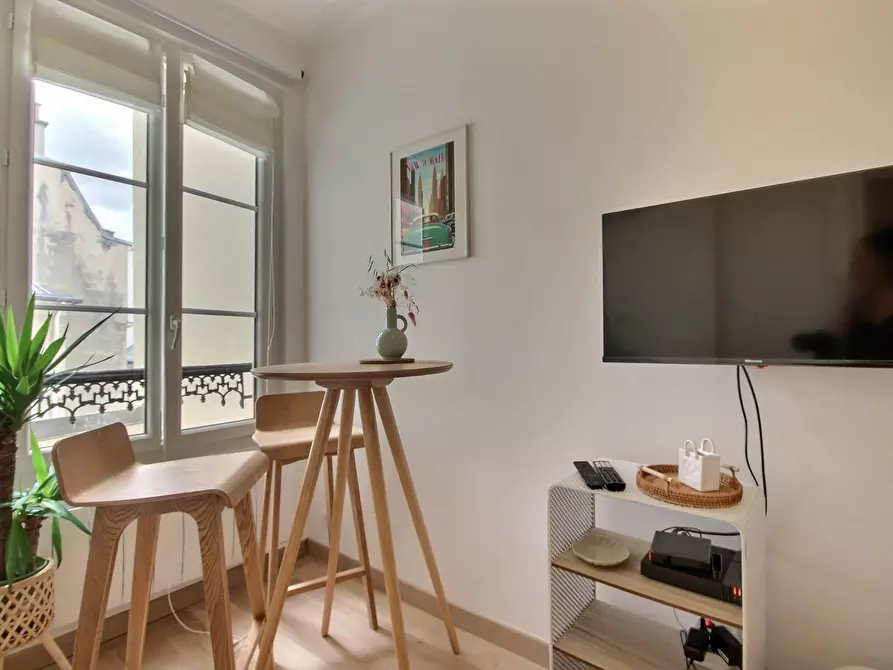 Immagine 4 di Appartamento in affitto  in Rue de Saintonge a Paris 03