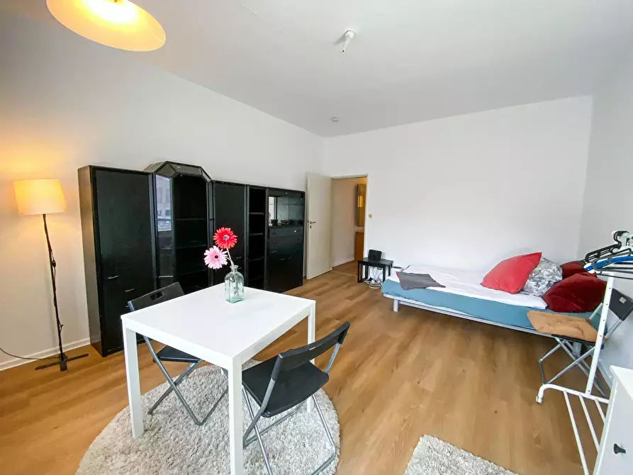 Immagine 4 di Appartamento in affitto  in Franklinstraße a Berlin