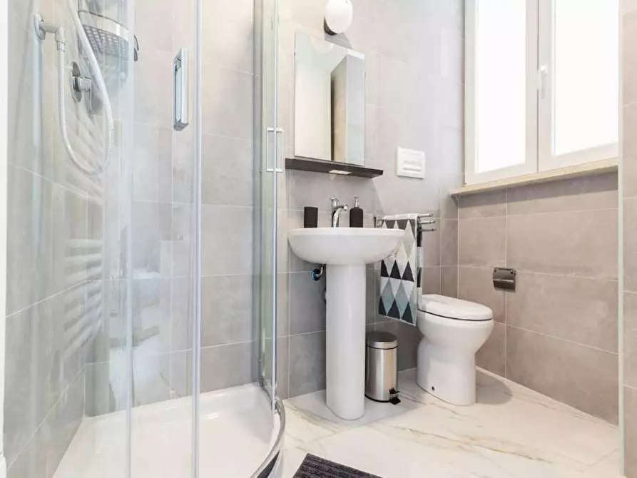 Immagine 10 di Camera in affitto  in Viale Bligny a Milano