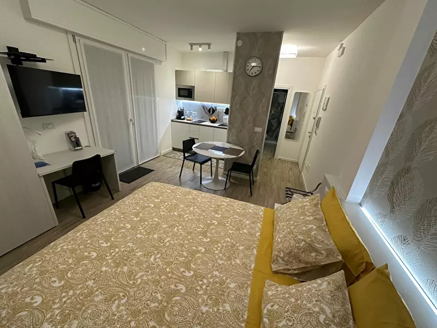 Immagine 1 di Appartamento in affitto  in Via San Massimo a Padova