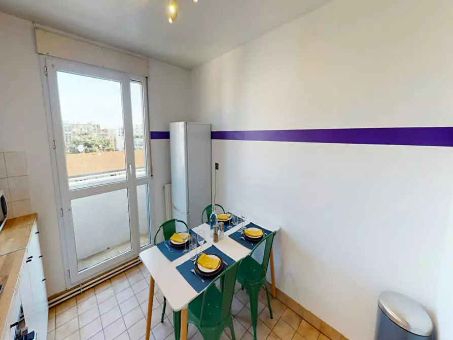 Immagine 9 di Camera in affitto  in Rue Marius Berliet a Lyon 08