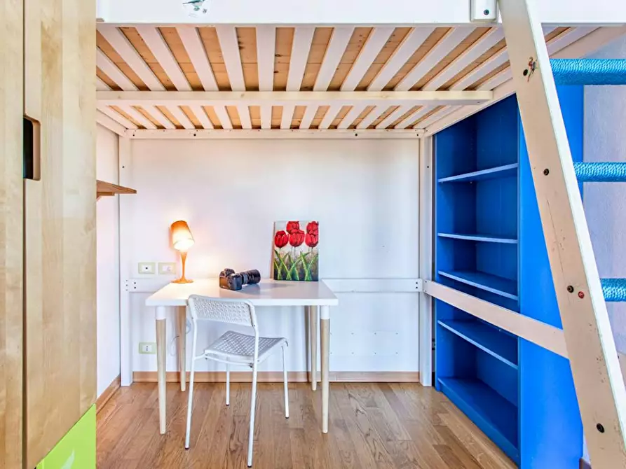 Immagine 8 di Camera in affitto  in Via de' Carracci a Bologna