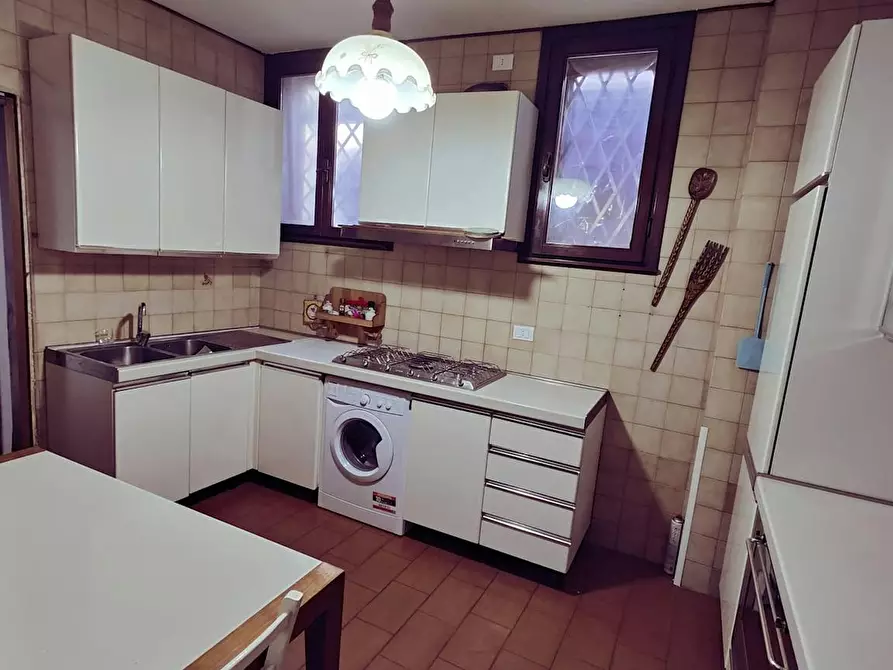 Immagine 5 di Camera in affitto  in Via Chiesanuova a Padova