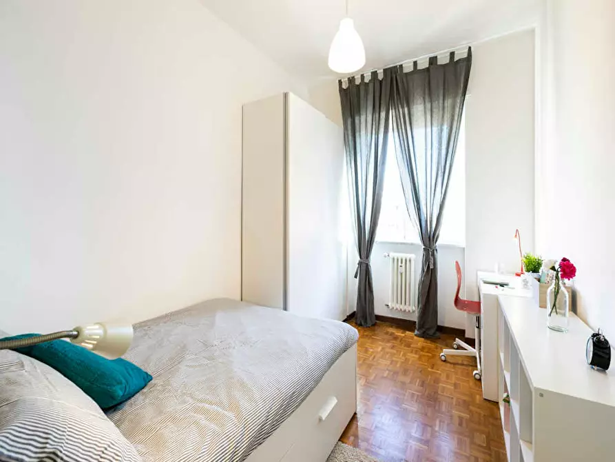 Immagine 1 di Camera in affitto  in Via Delle Betulle a Milano