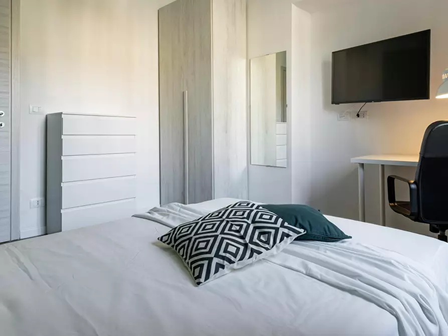 Immagine 3 di Camera in affitto  in Via Dante di Nanni a Torino