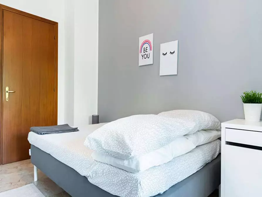 Immagine 3 di Camera in affitto  in Via Fratelli Fraschini a Milano