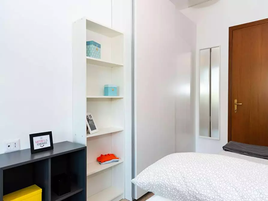 Immagine 6 di Camera in affitto  in Via Fratelli Fraschini a Milano