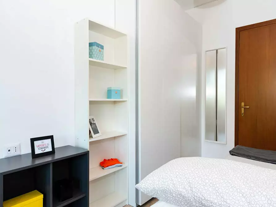 Immagine 6 di Camera in affitto  in Via Fratelli Fraschini a Milano