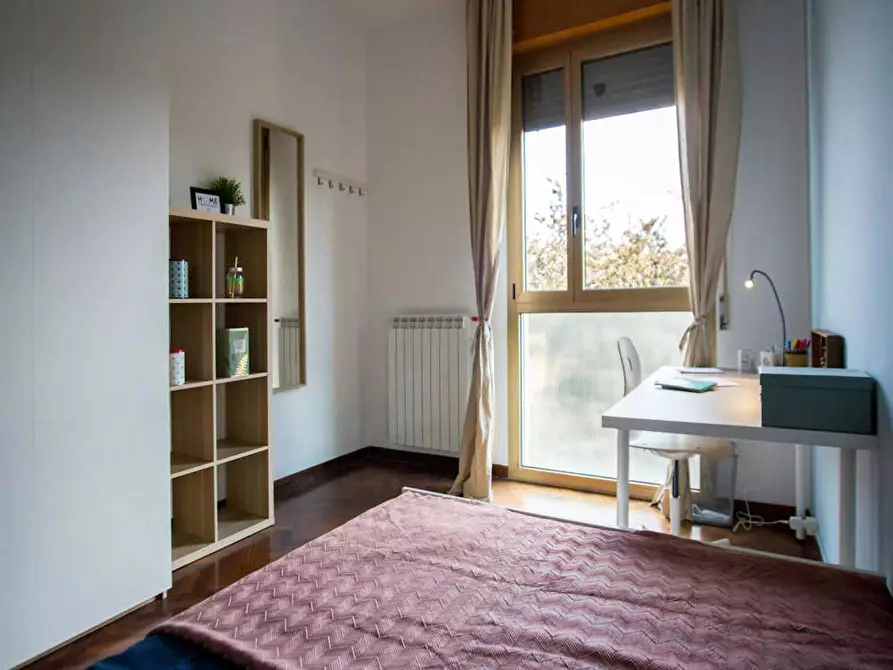 Immagine 2 di Camera in affitto  in Viale Giovanni Vicini a Bologna