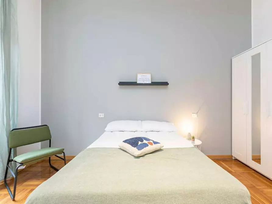 Immagine 2 di Camera in affitto  in Via Novegno a Milano