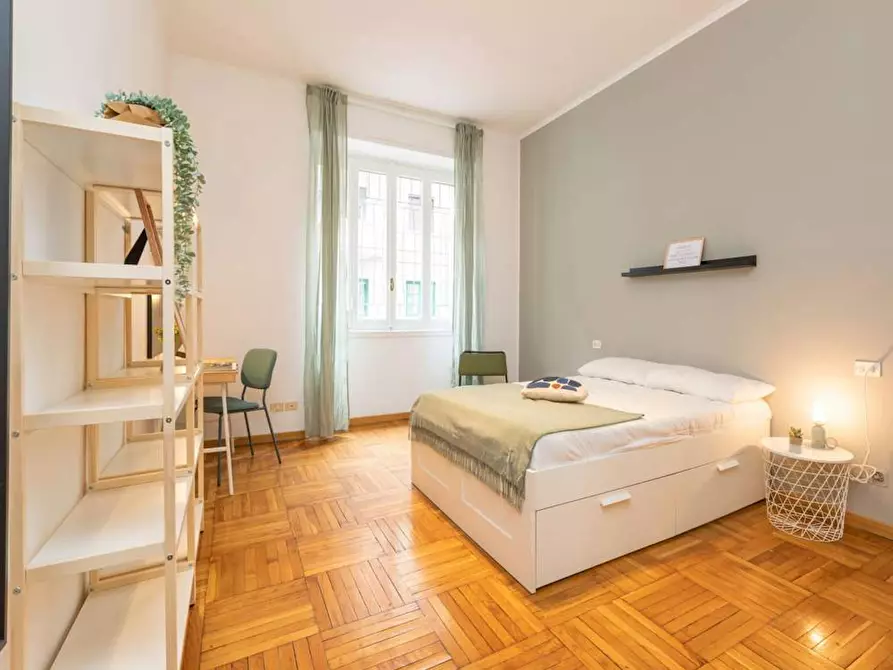 Immagine 1 di Camera in affitto  in Via Novegno a Milano