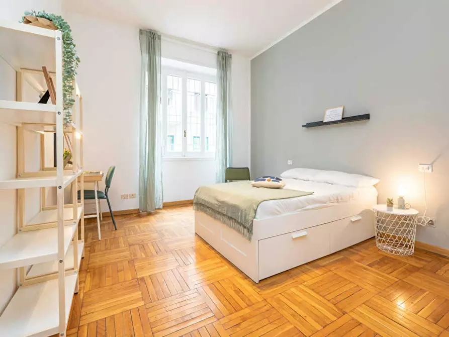 Immagine 1 di Camera in affitto  in Via Novegno a Milano