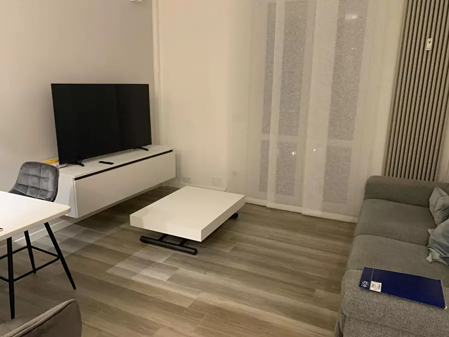 Immagine 1 di Appartamento in affitto  in Via Savona a Milano