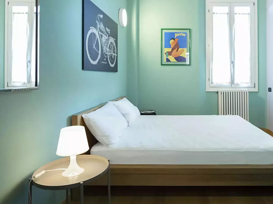 Immagine 6 di Appartamento in affitto  in Via Giuseppe Massarenti a Bologna