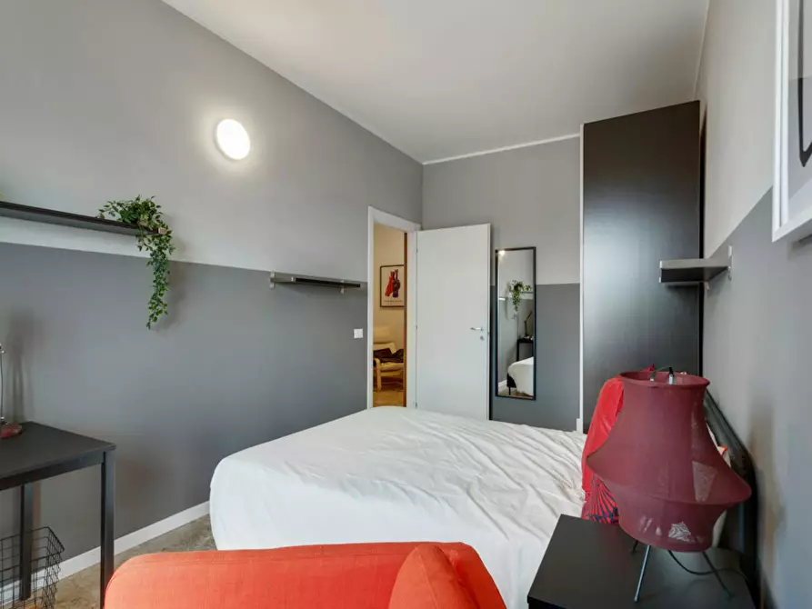 Immagine 4 di Camera in affitto  in Viale Evaristo Stefini a Milano