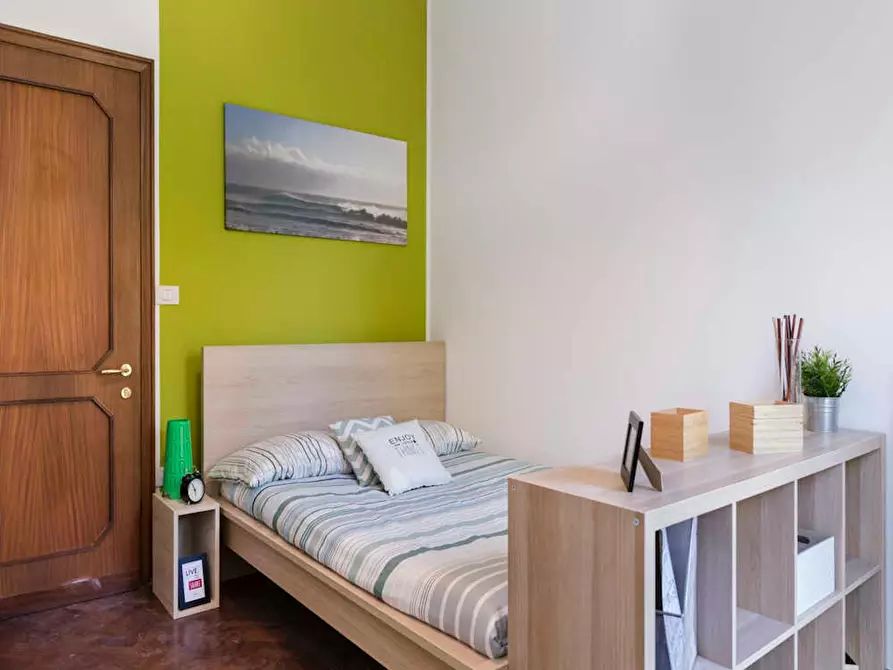 Immagine 2 di Camera in affitto  in Viale Giovanni Vicini a Bologna