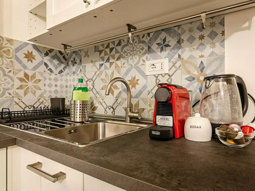 Immagine 4 di Appartamento in affitto  in Via Nosadella a Bologna