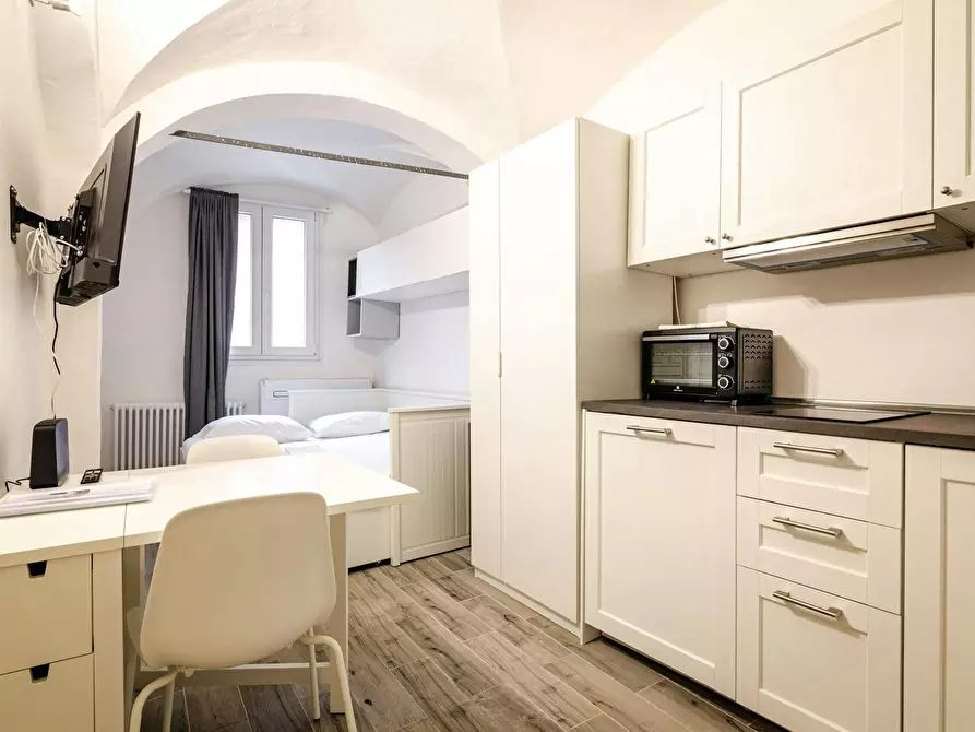 Immagine 1 di Appartamento in affitto  in Via Nosadella a Bologna