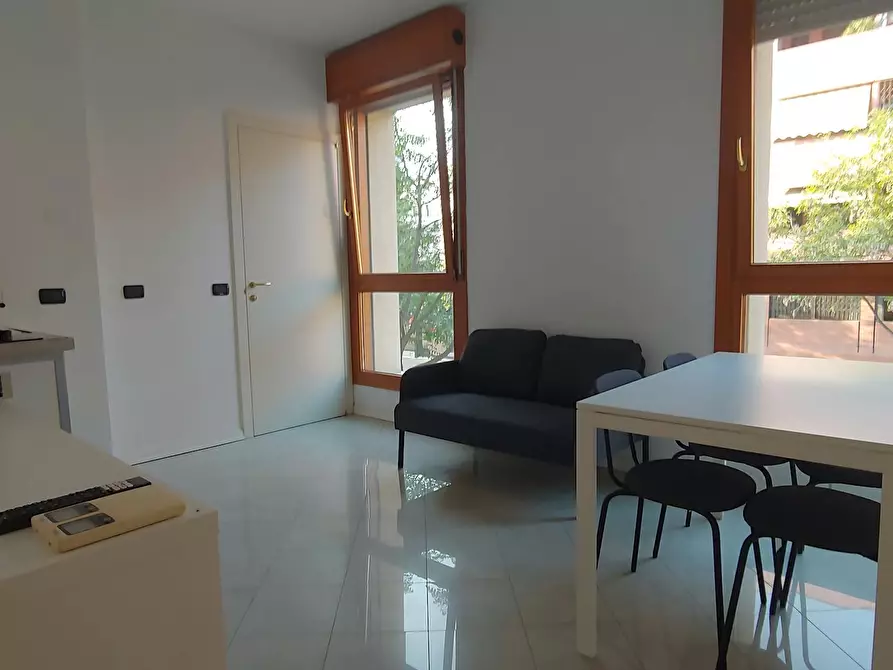 Immagine 1 di Appartamento in affitto  in Via Massenzio Masia a Bologna