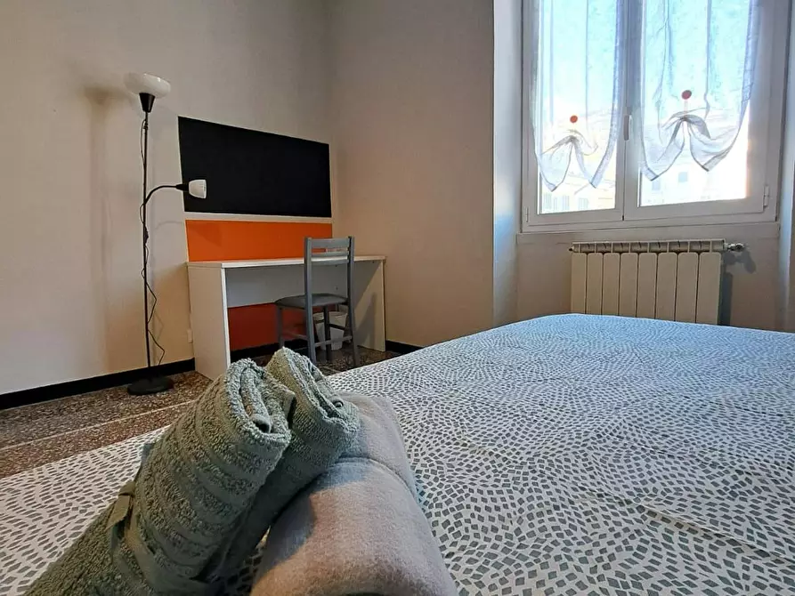 Immagine 4 di Camera in affitto  in Salita Piano di Rocca a Genova