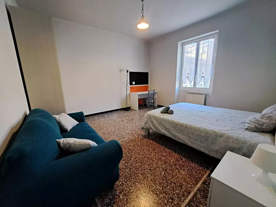 Immagine 3 di Camera in affitto  in Salita Piano di Rocca a Genova