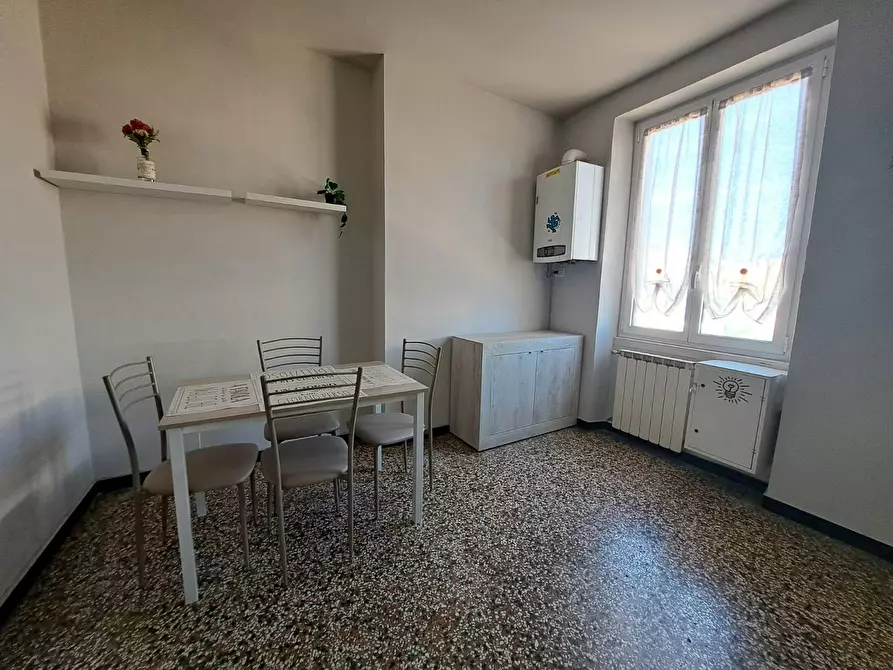 Immagine 6 di Camera in affitto  in Salita Piano di Rocca a Genova