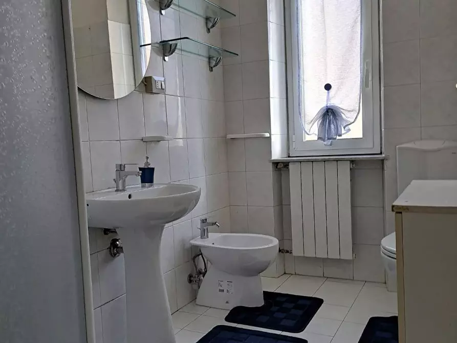 Immagine 10 di Camera in affitto  in Salita Piano di Rocca a Genova