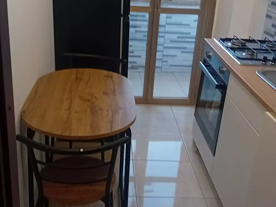 Immagine 2 di Camera in affitto  in Via Giacomo Dina a Torino