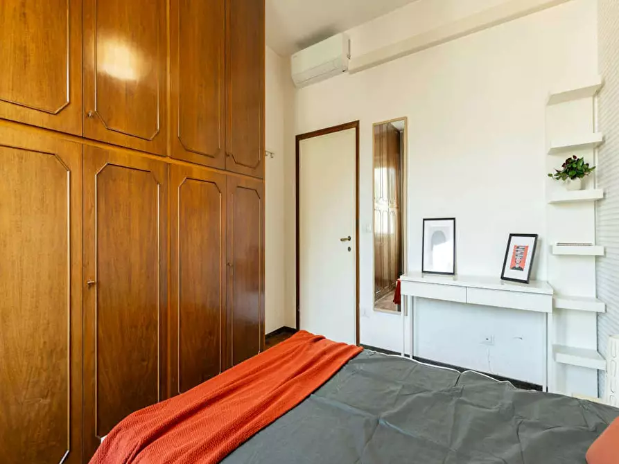 Immagine 6 di Camera in affitto  in Via Zante a Milano