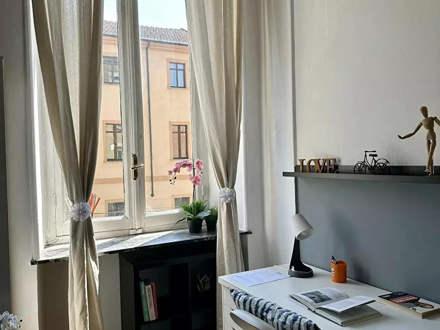 Immagine 5 di Camera in affitto  in Via Nizza a Torino