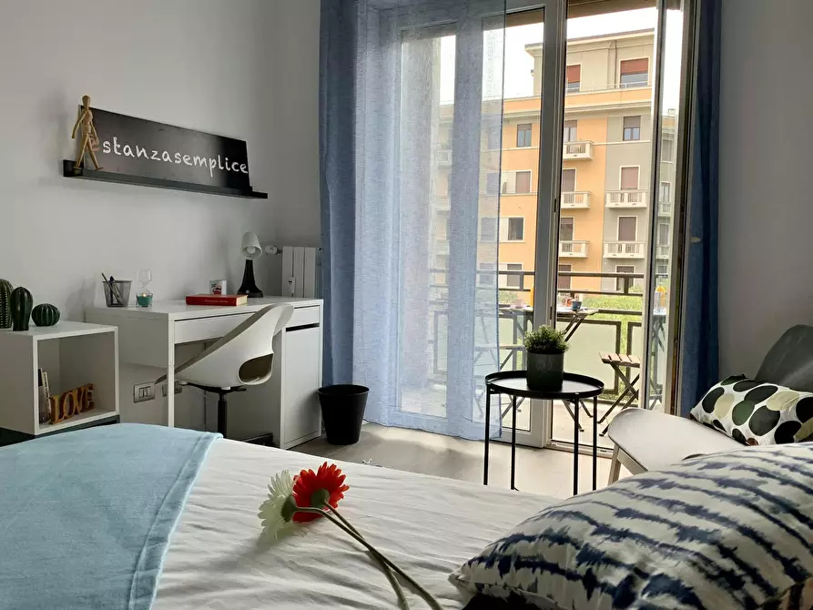 Immagine 4 di Camera in affitto  in Corso Peschiera a Torino