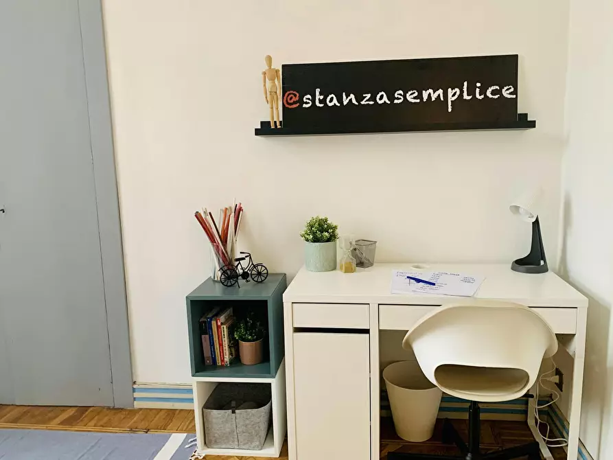 Immagine 4 di Camera in affitto  in Corso Re Umberto a Torino