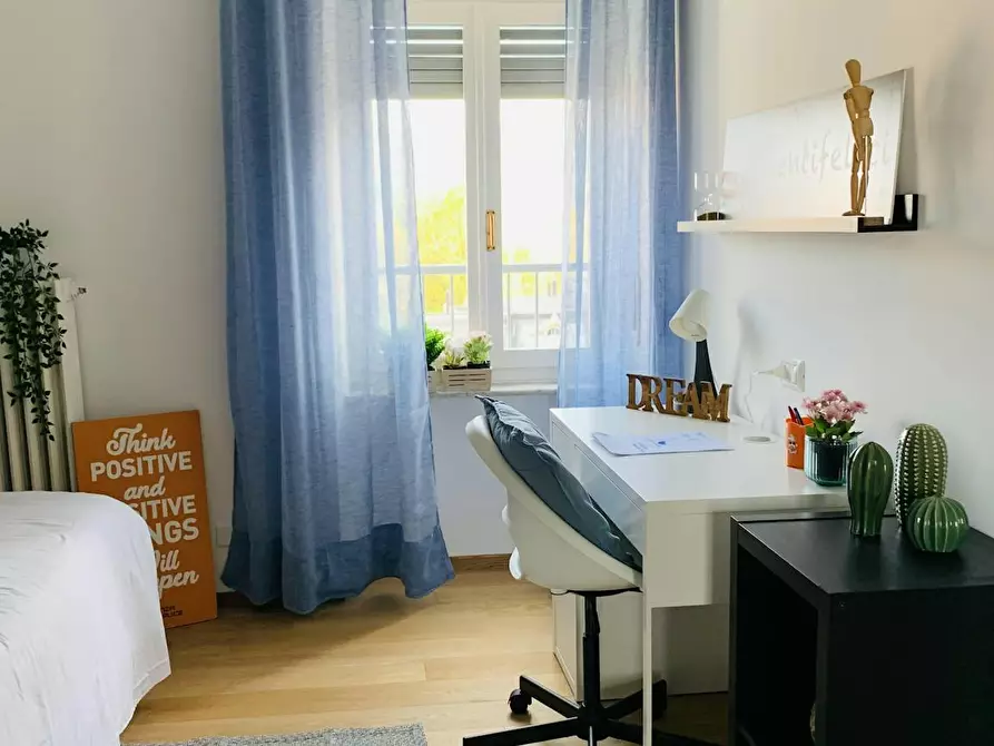 Immagine 2 di Camera in affitto  in Via Bernardino Galliari a Torino