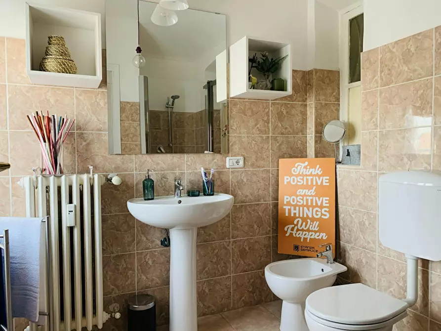 Immagine 8 di Camera in affitto  in Via Bernardino Galliari a Torino