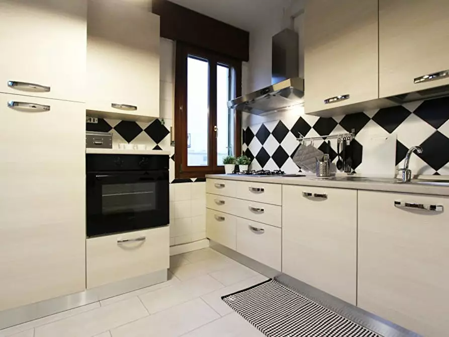 Immagine 3 di Camera in affitto  in Via Bissuola a Venezia