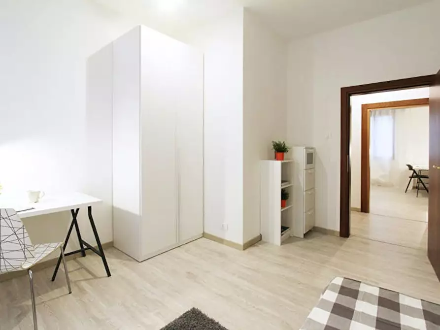 Immagine 9 di Camera in affitto  in Via Bissuola a Venezia