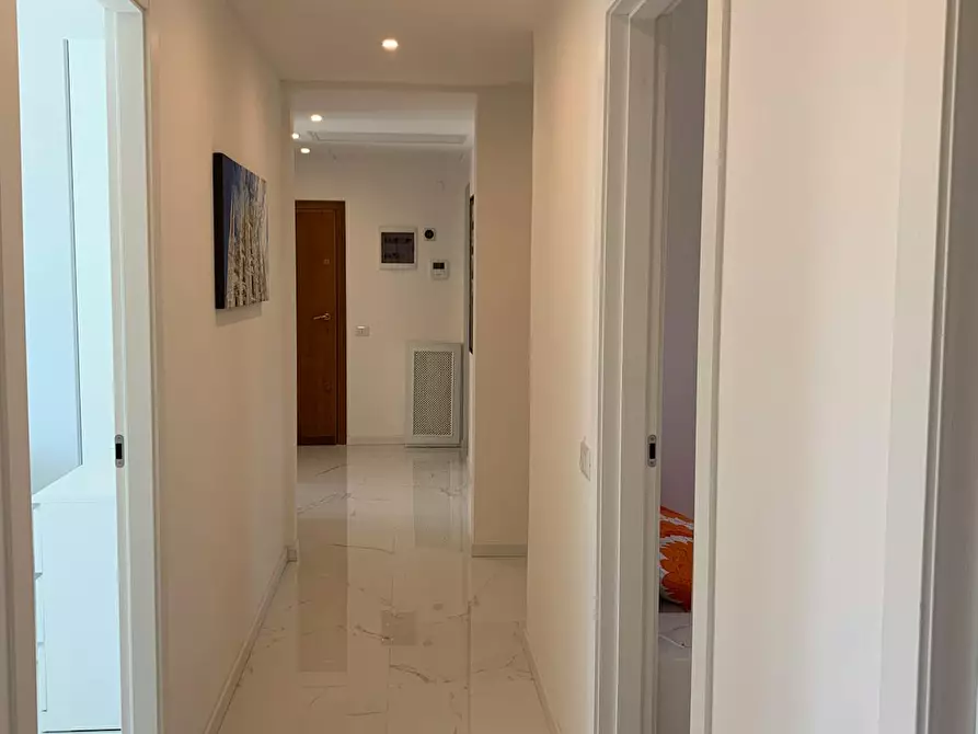 Immagine 7 di Camera in affitto  in Via Vittorio Emanuele Orlando a Milano