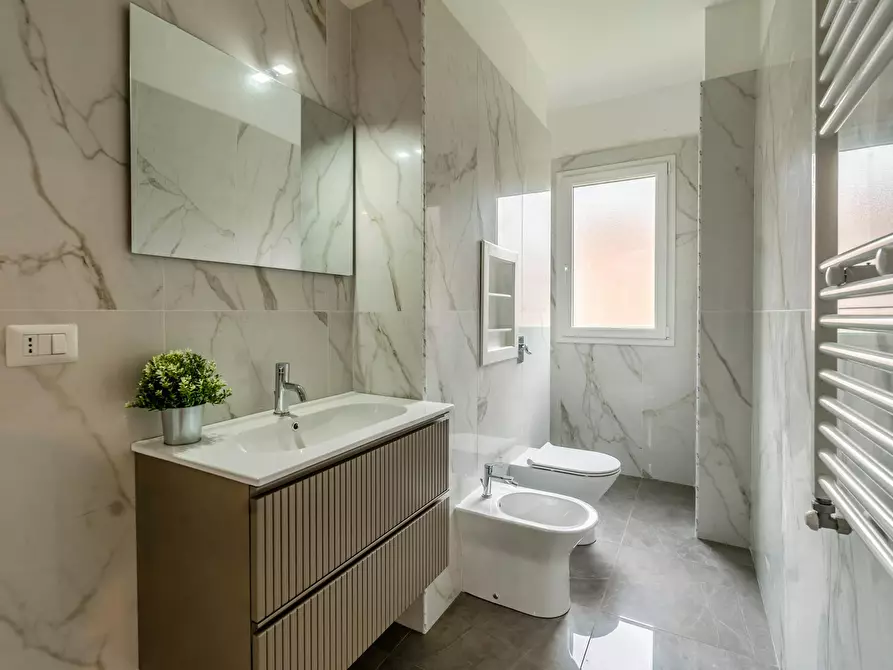 Immagine 9 di Camera in affitto  in Via Vittorio Emanuele Orlando a Milano