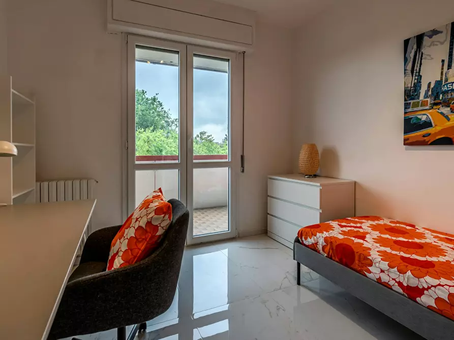 Immagine 3 di Camera in affitto  in Via Vittorio Emanuele Orlando a Milano