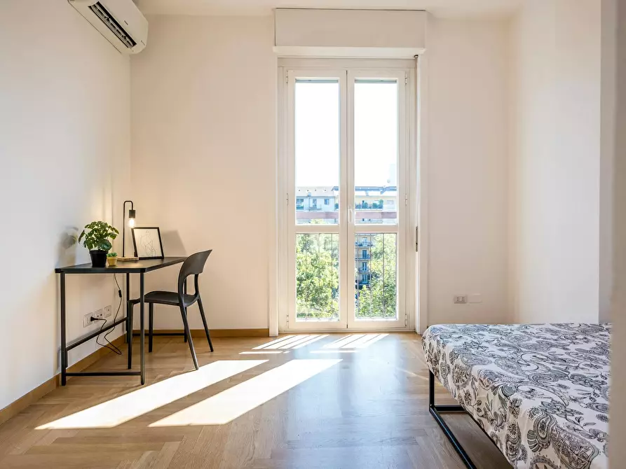 Immagine 6 di Camera in affitto  in Piazza Carlo Caneva a Milano