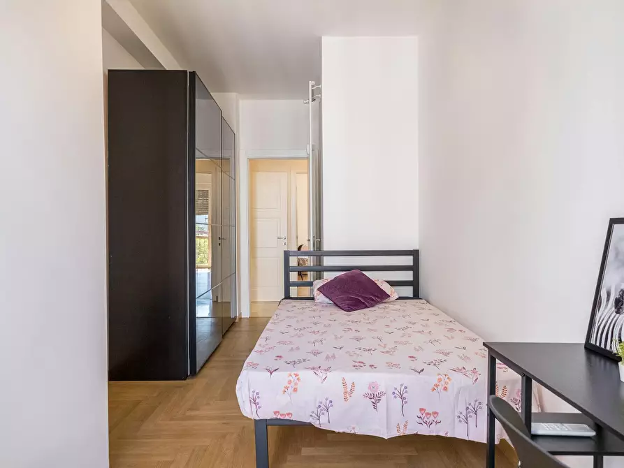 Immagine 4 di Camera in affitto  in Piazza Carlo Caneva a Milano