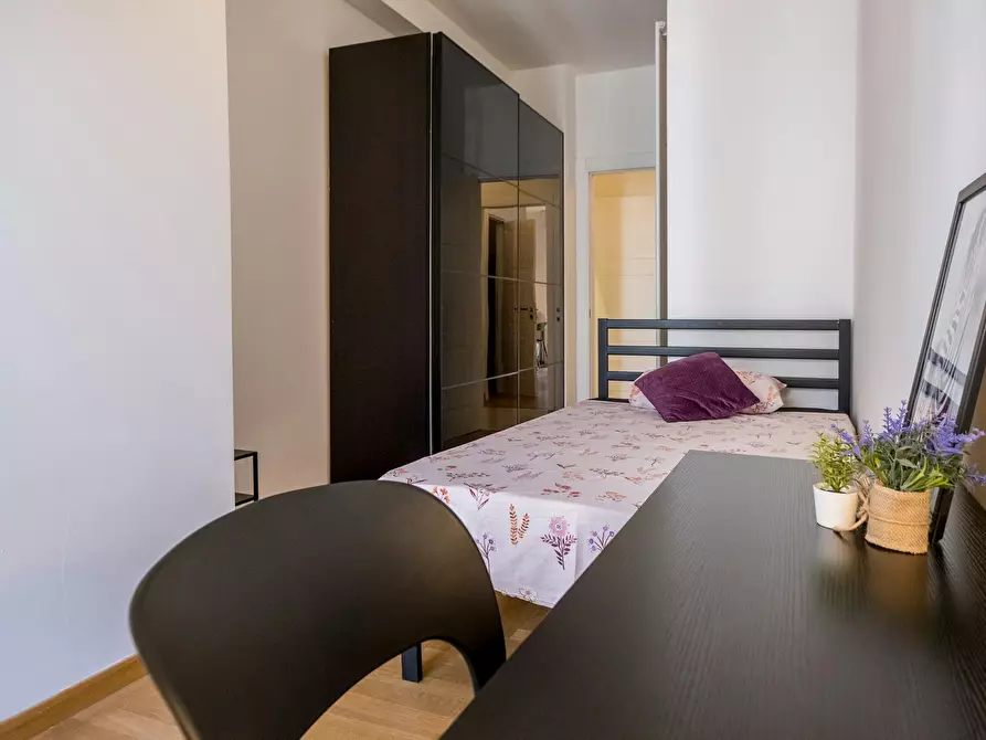 Immagine 5 di Camera in affitto  in Piazza Carlo Caneva a Milano