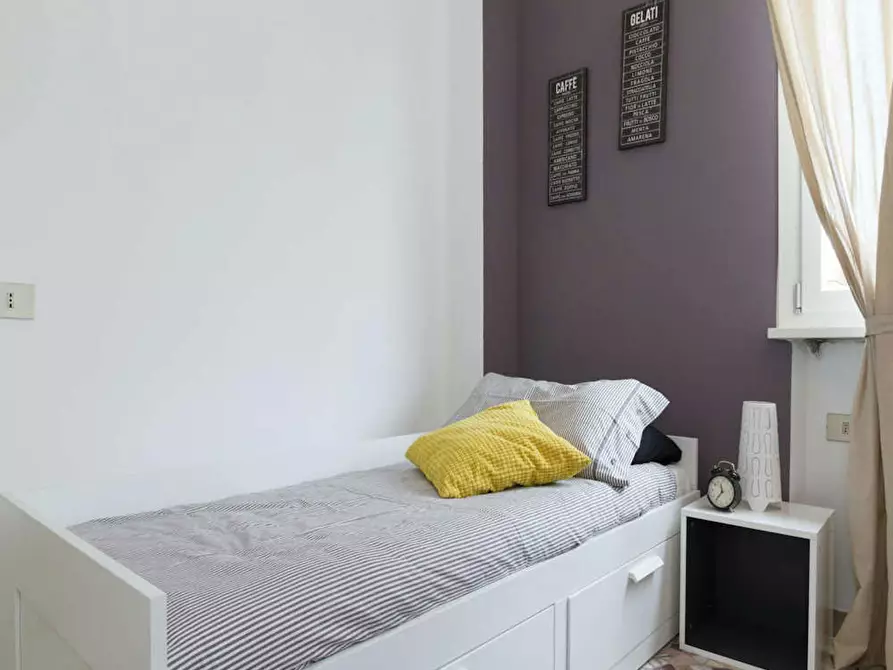 Immagine 3 di Camera in affitto  in Via Lepanto a Milano