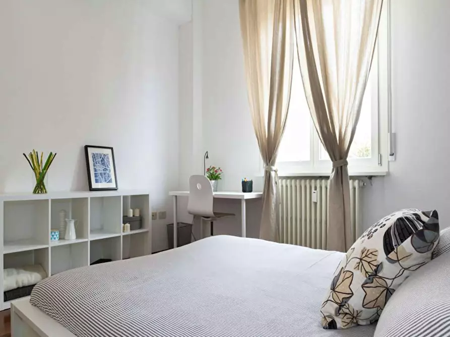 Immagine 5 di Camera in affitto  in Via Lepanto a Milano