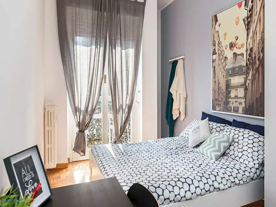 Immagine 3 di Camera in affitto  in Via delle Acacie a Buccinasco